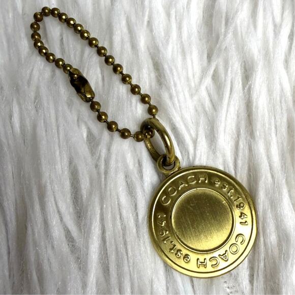 1" Coach Metal Circle Hangtag Hang Tag Bag Charm - Picture 1 of 2